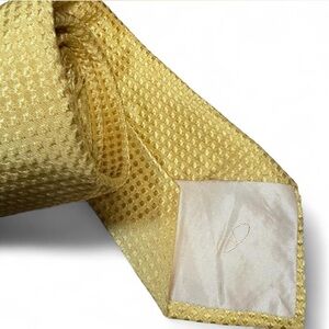 Valentino Silk‎ Tie Made in Italy Gold Textured Woven Classic Mens Neckwear